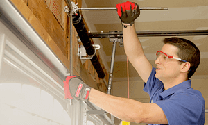 repair: Elite Gate Technician performing a gate repair